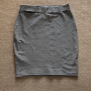 Toad & co striped black and white skirt